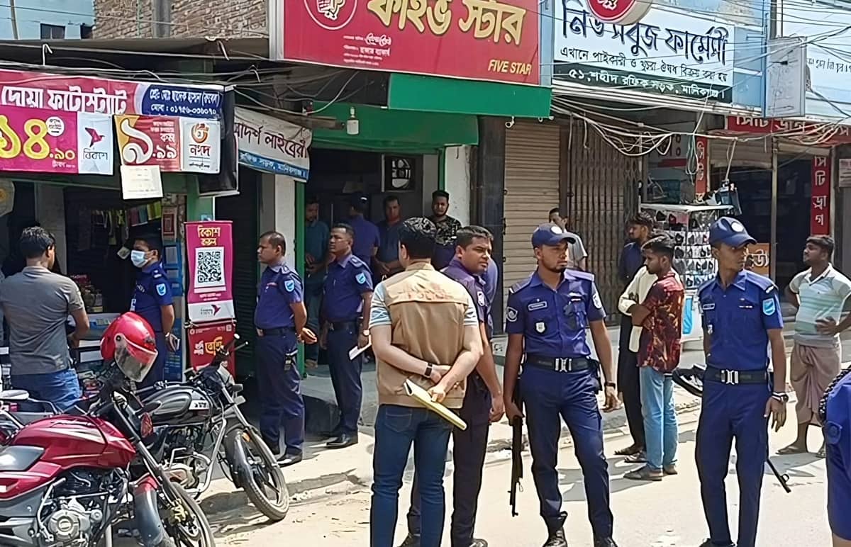 মানিকগঞ্জে চুরি