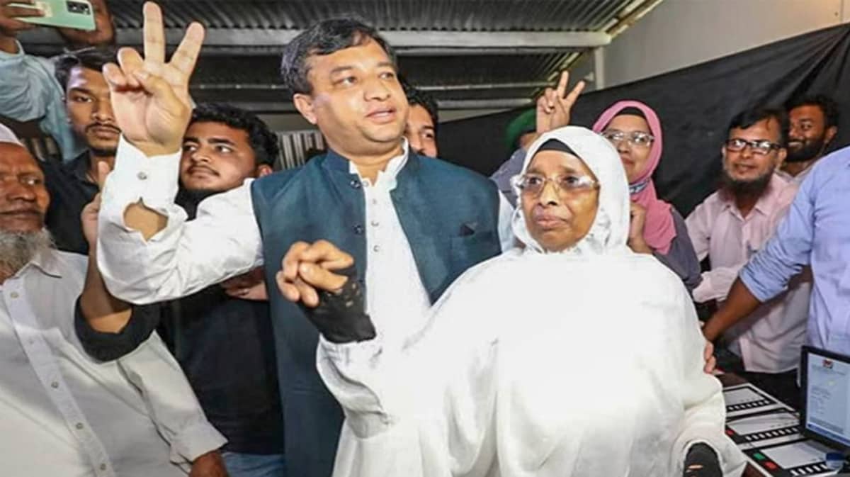 মেয়র জায়েদা খাতুন