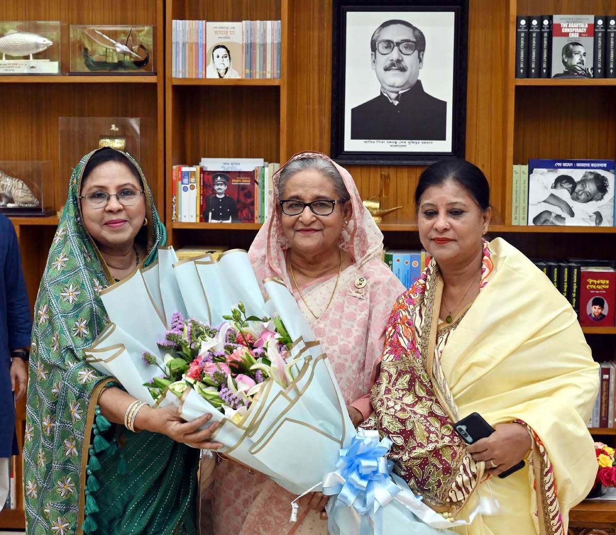 ভোট চোর ও ডাকাতরা এখন দেশের গণতন্ত্র নিয়ে কথা বলছে: প্রধানমন্ত্রী
