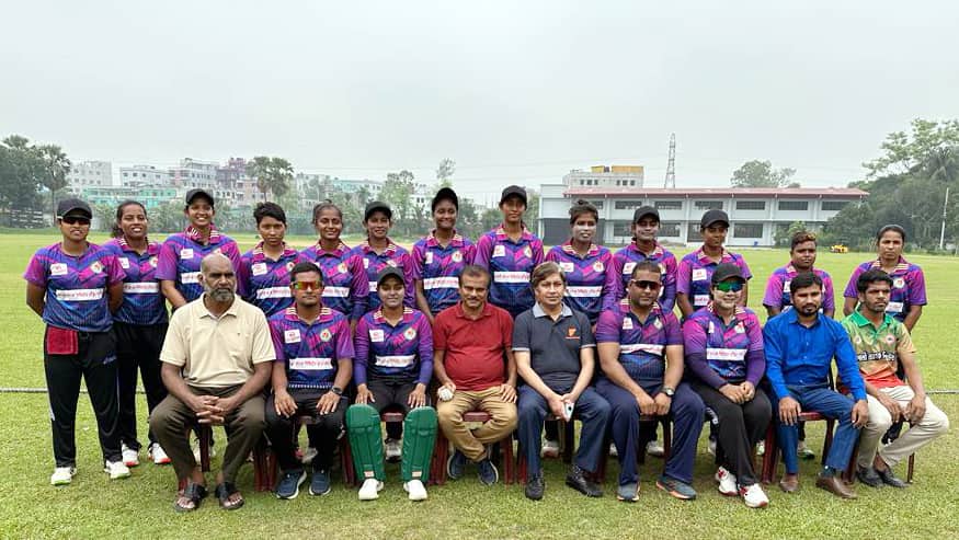 প্রিমিয়ার ডিভিশনে রূপালী ব্যাংক নারী ক্রিকেট দল অপরাজিত চ্যাম্পিয়ন