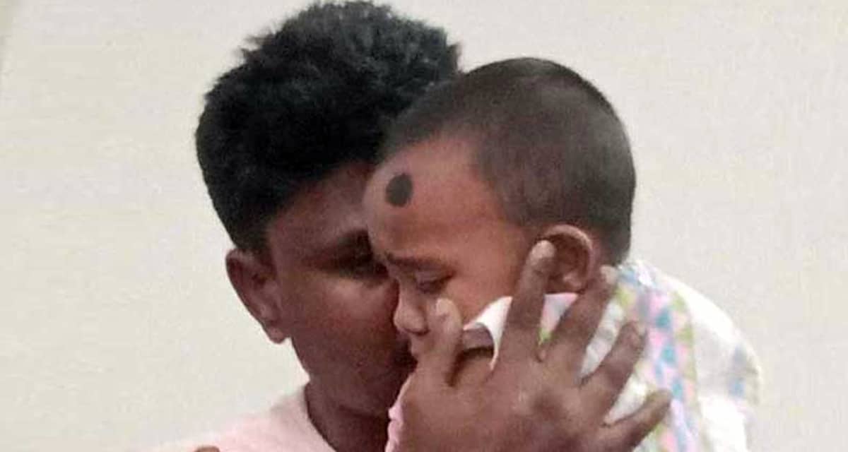 আয়েশার কান্না