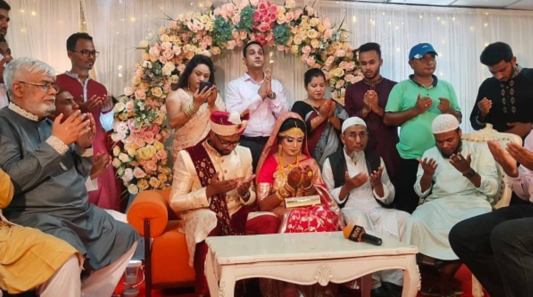 বিয়ে করলেন দিয়া সিদ্দিকী ও রোমান সানা