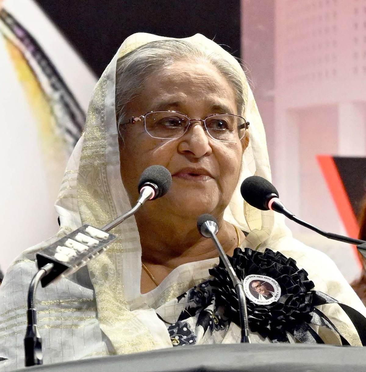 শেখ হাসিনা বা আওয়ামী লীগ কখনো পালায় না