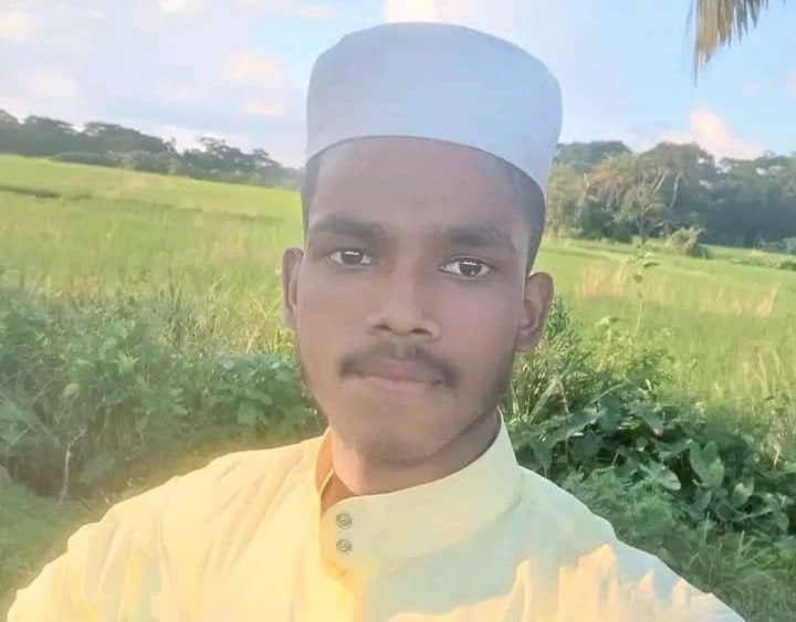 কর্মজীবনের প্রথম আজান দেওয়া হলো না মুয়াজ্জিন আমিনের