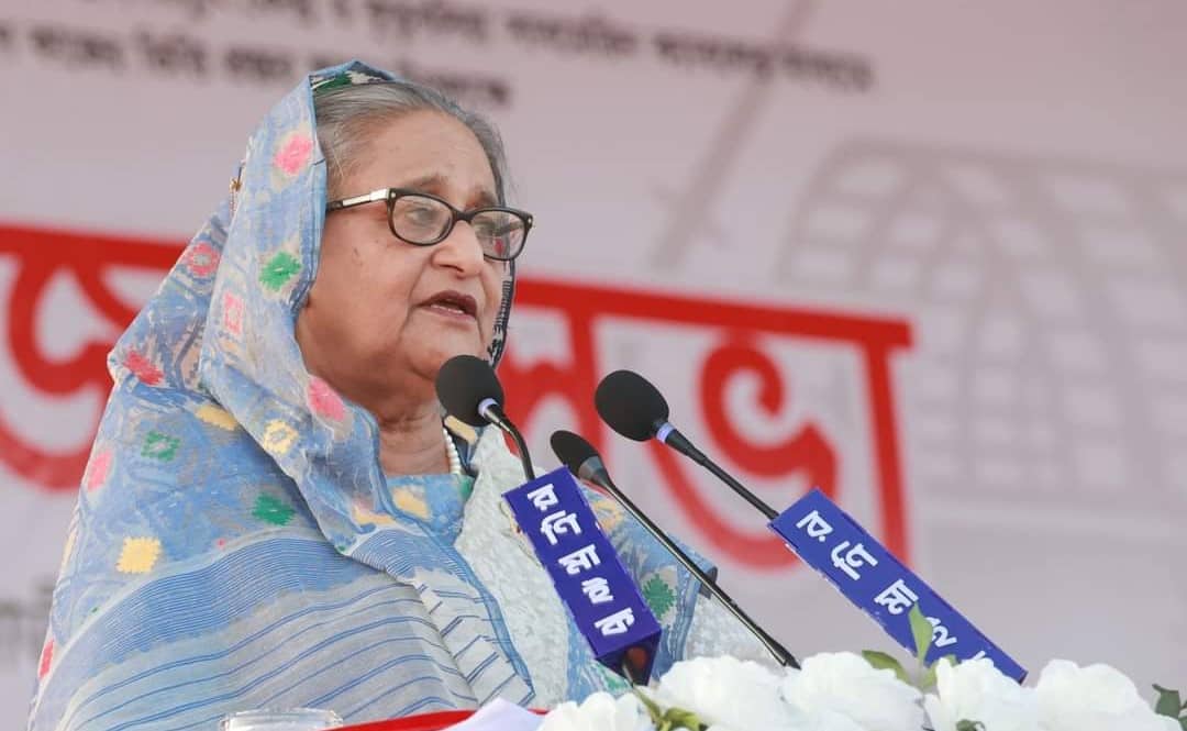 ‘অসমাপ্ত উন্নয়ন কাজ’ শেষ করতে নৌকায় ভোট চাইলেন প্রধানমন্ত্রী