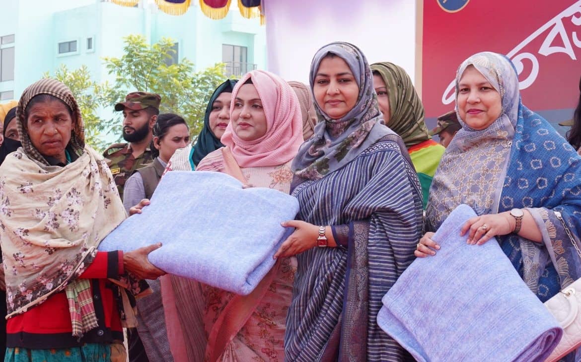 শীতার্ত মানুষের পাশে সেনা পরিবার কল্যাণ সমিতি