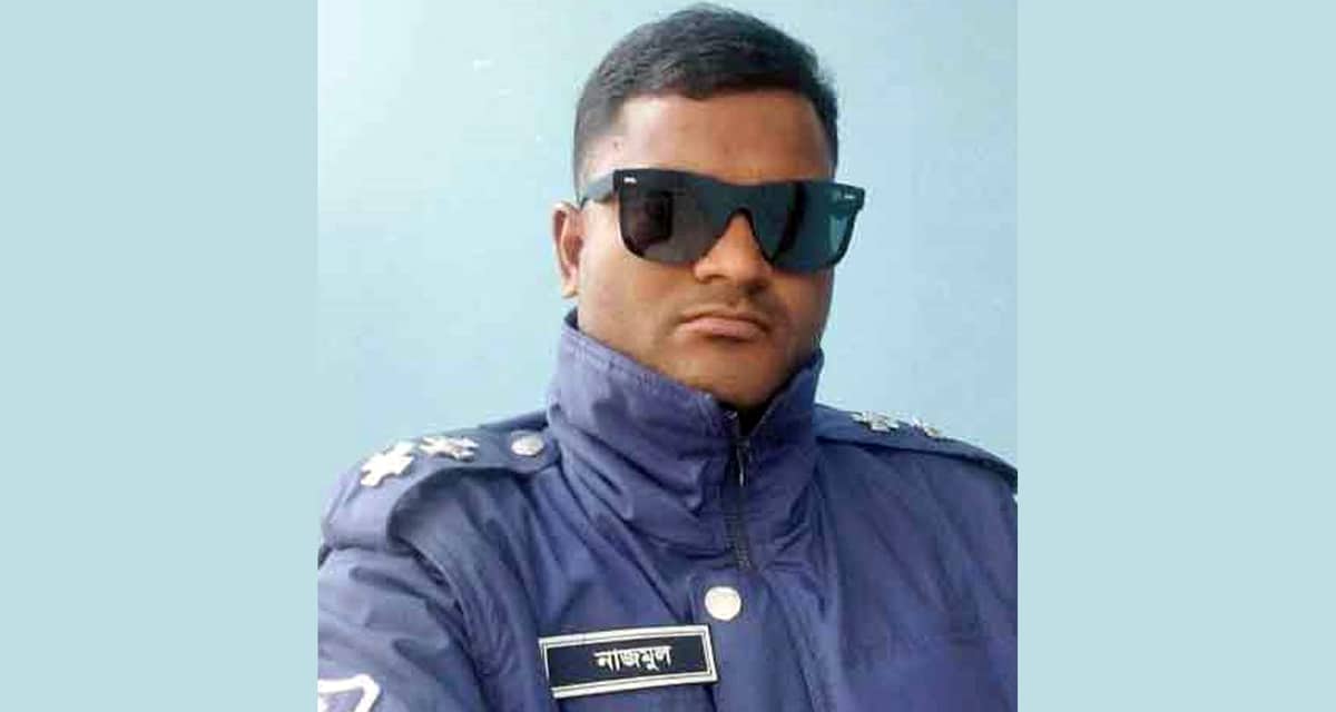 এসআই পরিচয়ে