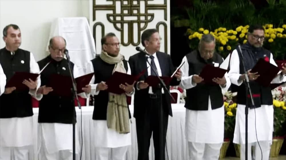 মন্ত্রীদের গড় বয়স ৬৬