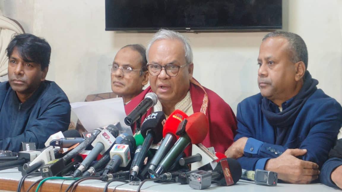 সরকারের মহাদুর্নীতির কারণে দ্রব্যমূল্য লাগামহীন : রিজভী