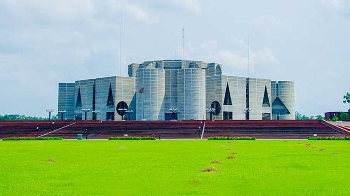 সংসদের দক্ষিণ প্লাজায় ঈদের জামায়াত সকাল সাড়ে ৮টায়
