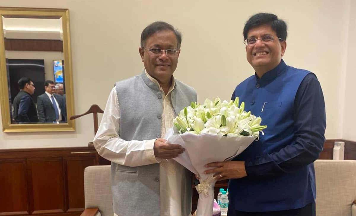 ভারতের বাণিজ্য ও শিল্পমন্ত্রী পীযুষ গয়ালের সঙ্গে পররাষ্ট্রমন্ত্রীর বৈঠক