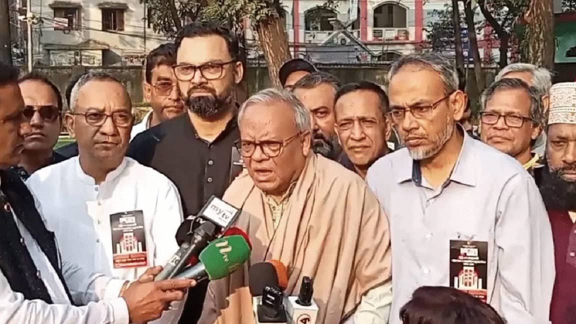 গণতন্ত্র ও ভোটাধিকার হরণ করা হয়েছে : রিজভী