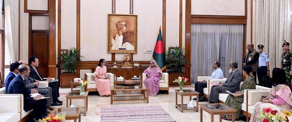 আর্থ-সামাজিক উন্নয়নে এডিবির আরও সহায়তা চেয়েছেন প্রধানমন্ত্রী