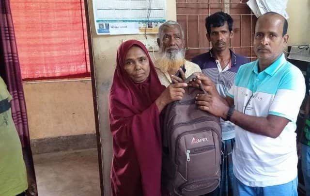 ভিসা-পাসপোর্ট হারিয়ে প্রবাসী অজ্ঞান, ৯৯৯-এ কলে উদ্ধার