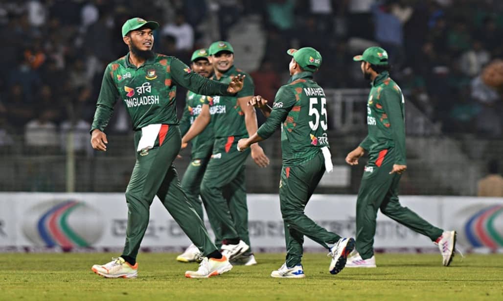 দাপুটে জয়ে সিরিজে ফিরলো বাংলাদেশ
