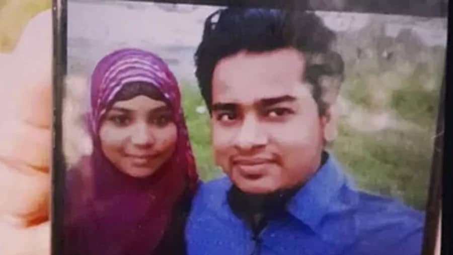 ভিড় এড়াতে ঈদের দিন যাত্রা, সদরঘাট দুর্ঘটনায় পুরো পরিবার শেষ