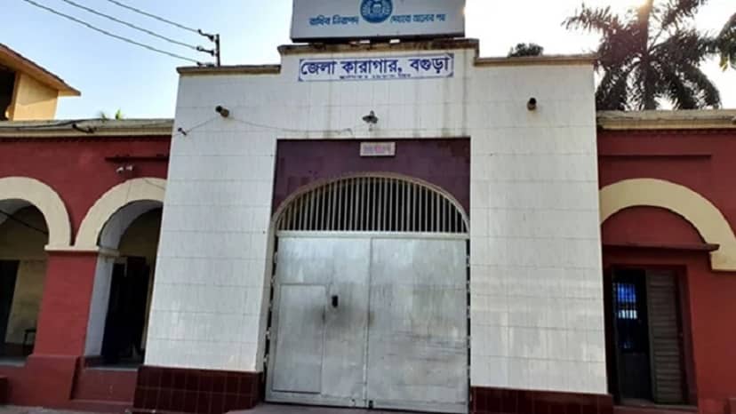 কারাগারের ছাদ ফুটো করে পালালো মৃত্যুদণ্ডপ্রাপ্ত ৪ আসামি