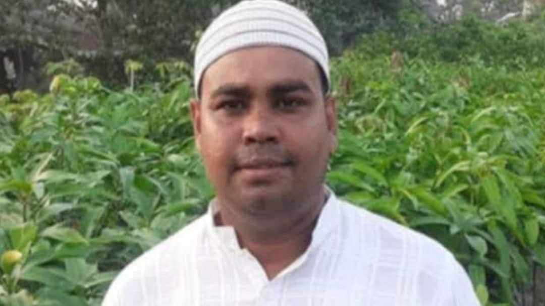 প্রবাসীর স্ত্রীকে ধ র্ষ ণ চেষ্টা মামলায় যুবলীগ সভাপতি গ্রে প্তা র