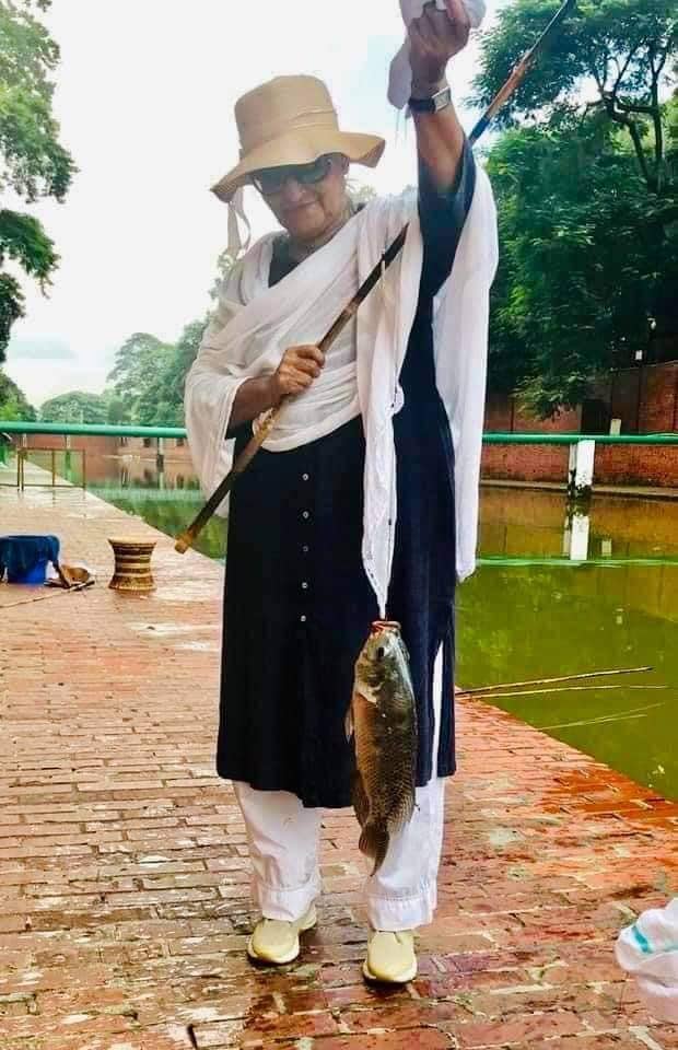 বরাদ্দ নিয়ে ‘গণভবনে’ আজীবন থাকতে চেয়েছিলেন শেখ হাসিনা