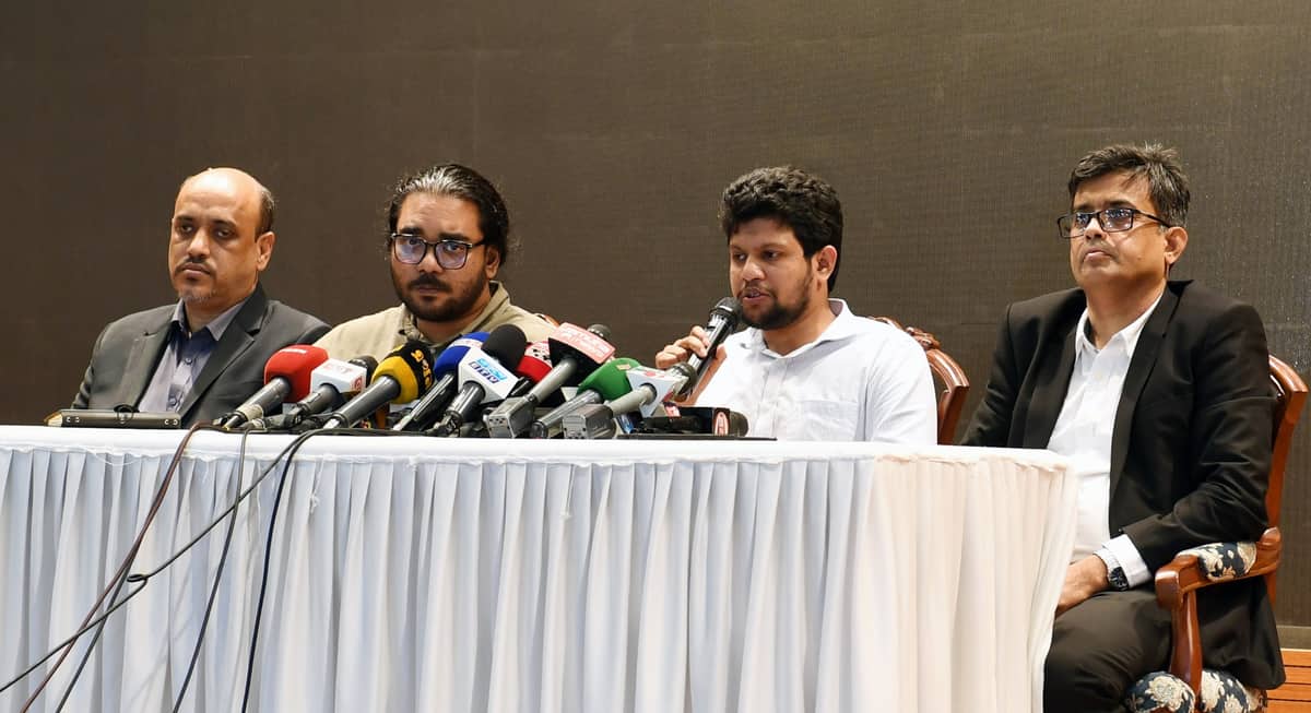 সংলাপে সব দল অন্তর্বর্তী সরকারকে পূর্ণ সমর্থন দিয়েছে : মাহফুজ আলম