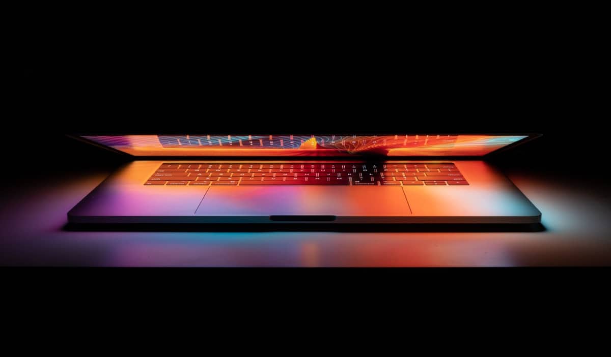 MacBook Ultra