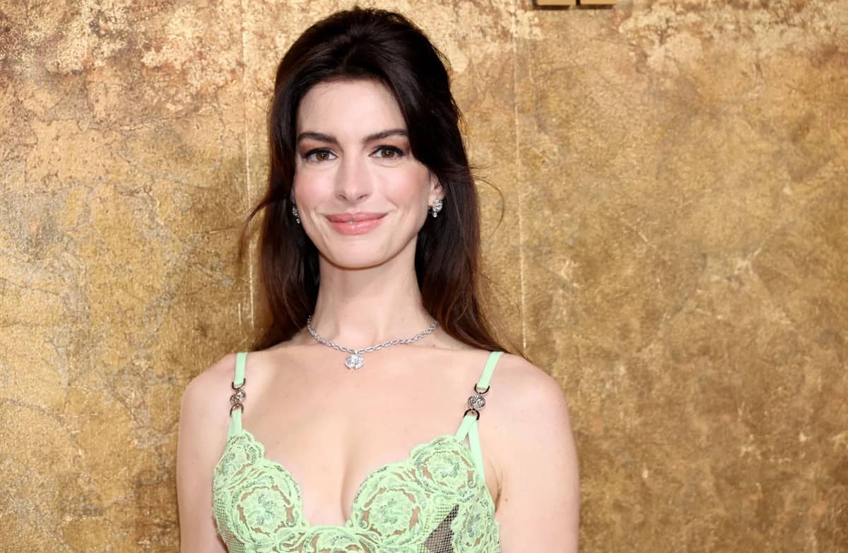Anne Hathaway