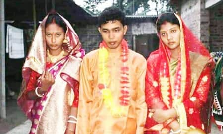 দুই প্রেমিকাকে বিয়ে