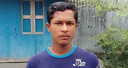 সিঙ্গাপুরের কথা বলে যুবককে তুলে দেওয়া হলো চট্টগ্রামের প্লেনে সিঙ্গাপুর পাঠানোর কথা বলে প্রতারণার