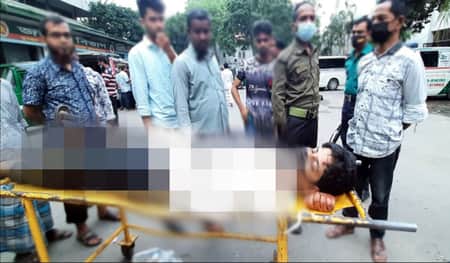 দেয়ার পর প্রেমিকাকে