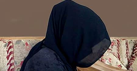 বখাটেদের ভয়ে বাড়ি যেতে চান না কলেজছাত্রী
