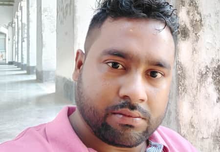 মানিকগঞ্জে যুবলীগ নেতার মাথা ফাটিয়ে অর্থ লুট!