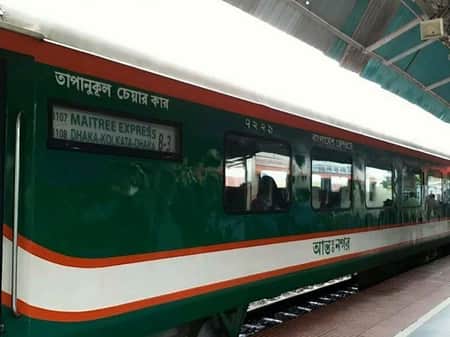 আজ থেকে বাড়তি ভাড়ায় চলবে বাংলাদেশ-ভারত ট্রেন