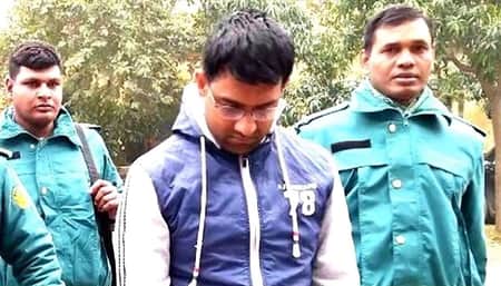 আইপিএল নিয়ে জুয়া খেলতে ব্যাংকের সাড়ে ৩ কোটি টাকা সরিয়েছেন কর্মকর্তা