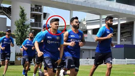 ভারতীয় দলের অনুশীলনে কোহলীর পাশে কে এই যুবক? ভারতীয় দলের অনুশীলন