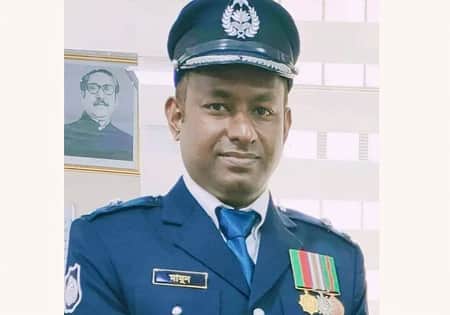পুলিশ