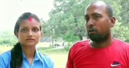 টিউশন ফি দিতে না পারায় ছাত্রীকে বিয়ে করে নিল শিক্ষক শিক্ষকের কাণ্ড