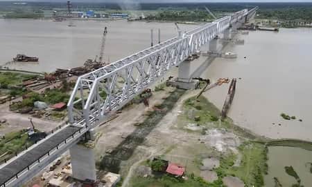 এবার চালু হচ্ছে রূপসা নদীর ওপর দেশের বৃহত্তম রেলসেতু বৃহত্তম রেলসেতু