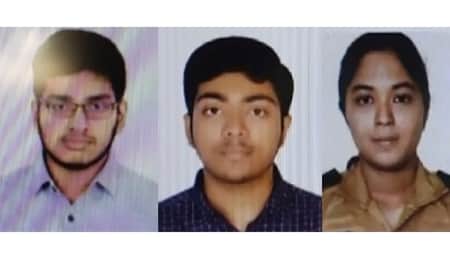 ঢাবিতে শীর্ষ ৩ জনের একই স্কোর, যেভাবে ১ম ২য় ৩য় নির্ধারণ ঢাবিতে শীর্ষ ৩ জনের একই স্কোর