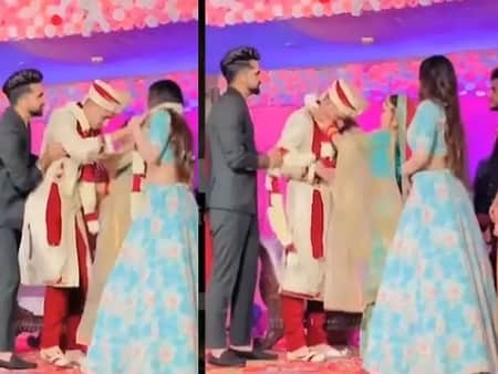 বিয়ের মণ্ডপে প্রথম দেখাতেই প্রেম! কনের বোনকে মালা পরালেন বর কনের বোনকে মালা পরালেন বর