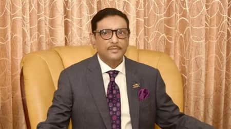 নিজের জন্য নয়, দেশের উচ্চতা বাড়াতে বিদেশে গিয়েছেন শেখ হাসিনা