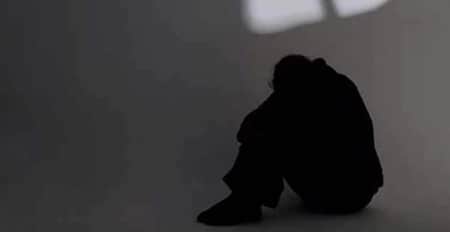 প্রবাস থেকে ফিরে রুমমেটের স্ত্রীকে সর্বনাশ ধর্ষণ