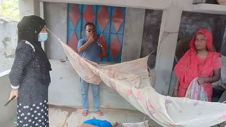 অসুস্থ মা