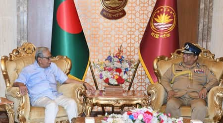 Outgoing IGP pays courtesy call on President