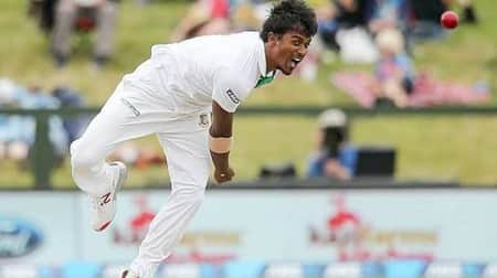 টেস্ট ক্রিকেট থেকে অবসরের ঘোষণা রুবেলের