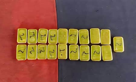 পরিত্যক্ত স্প্রে মেশিনে কোটি টাকার সোনার বিস্কুট!