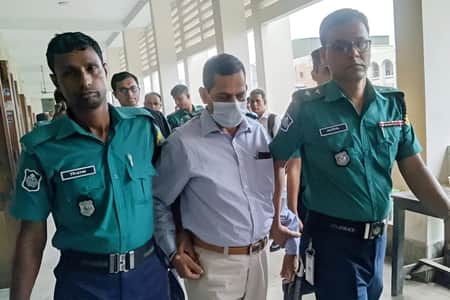 সাবেক ডিআইজি প্রিজন্স বজলুরের ৫ বছর কারাদণ্ড ডিআইজি প্রিজন্স বজলুরে