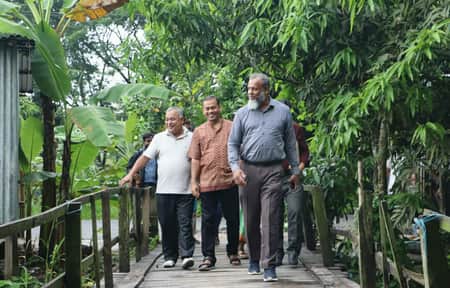 পিকেএসএফ’র উপ-ব্যবস্থাপনা পরিচালকের এসডিএস’র কার্যক্রম পরিদর্শন