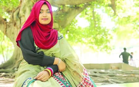 শখের বশেই লেখালেখি শুরু করে সেটাই এখন লামইয়ার আয়ের বড় উৎস লামইয়া