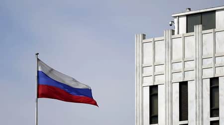 ব্রিটিশশাসিত ১১ অঞ্চলে রাশিয়ার নিষেধাজ্ঞা Russia-Flag