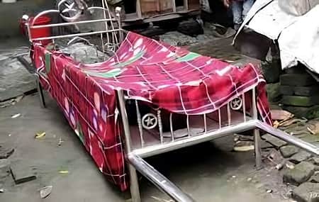 নামাজ পড়ার সময় মুসল্লির মৃত্যু